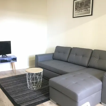 Un Au Soleil Apartment
