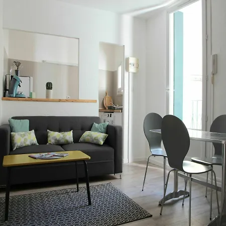 Un Au Soleil Apartment